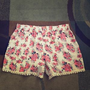 SELF-ESTEEM FLORAL SHORTS